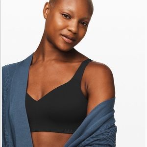 Lululemon like nothing bra